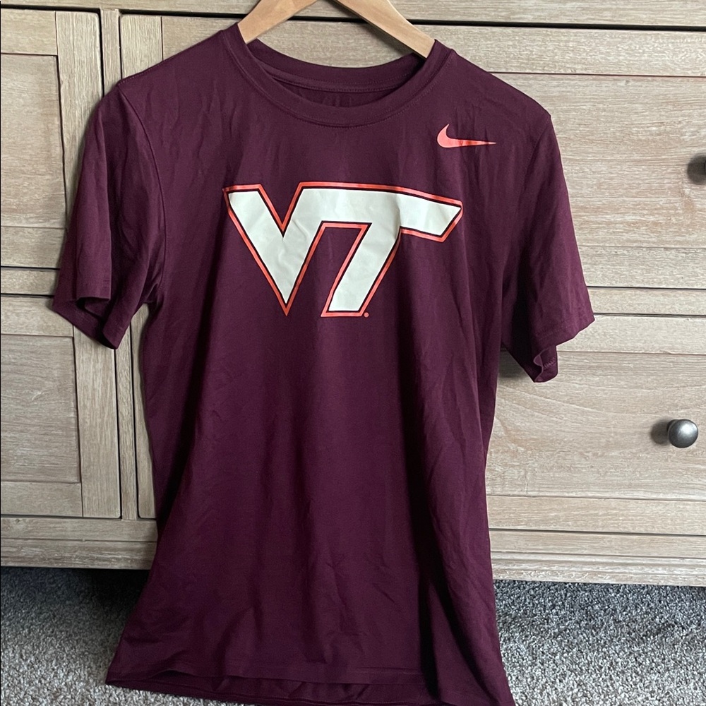 Nike Burgundy Graphic Men's Tee